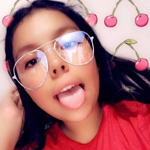 Meet your Posher, Isabel